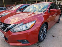 نيسان ألتيما